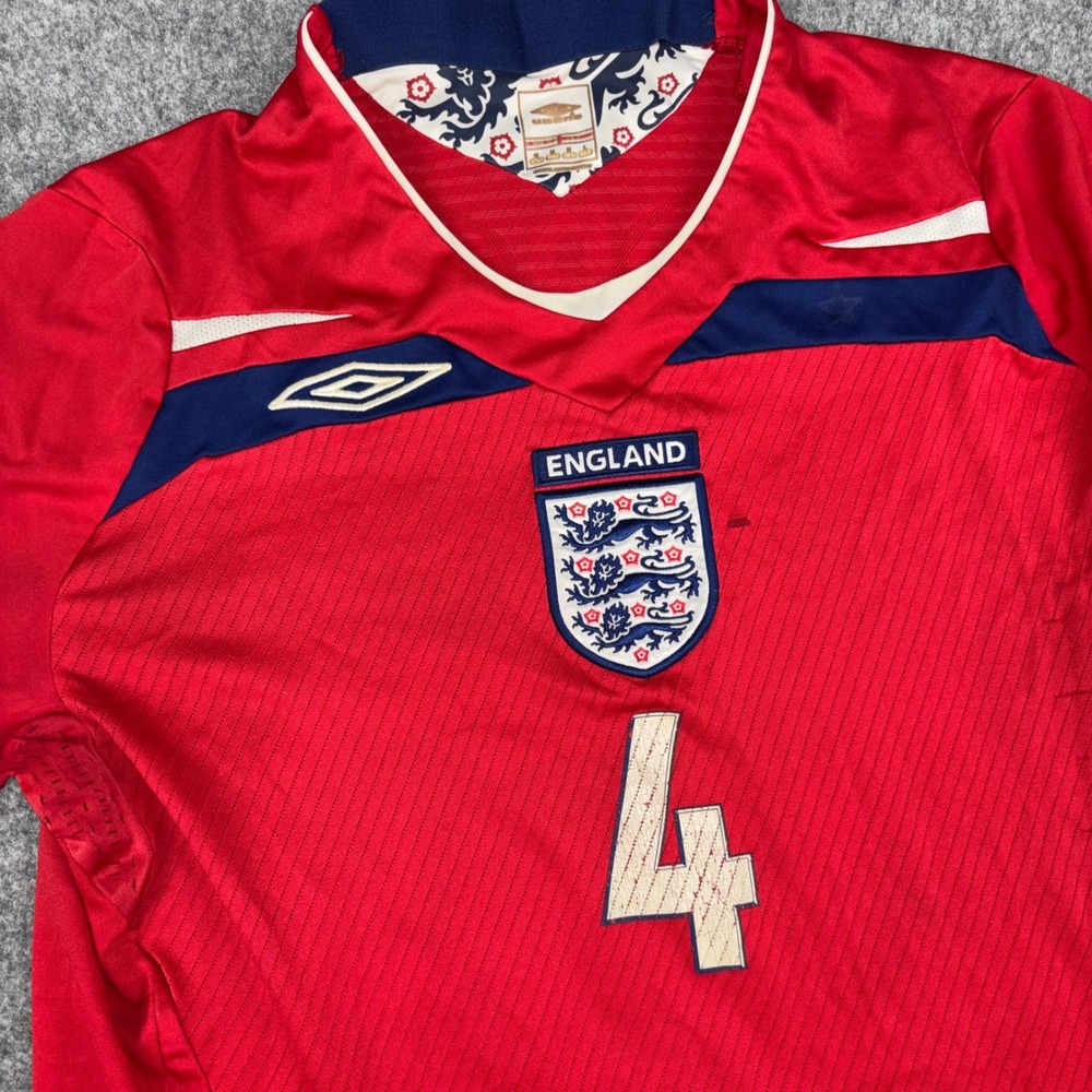 Umbro England Soccer Jersey Mens Medium Red Gerrard 4 Football Shirt Away Kit